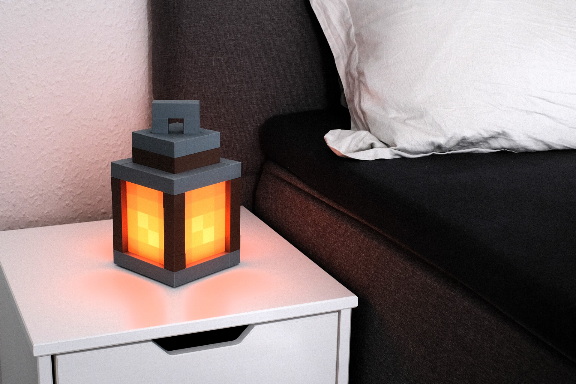 Eliso Lantern – Classic Edition 👾