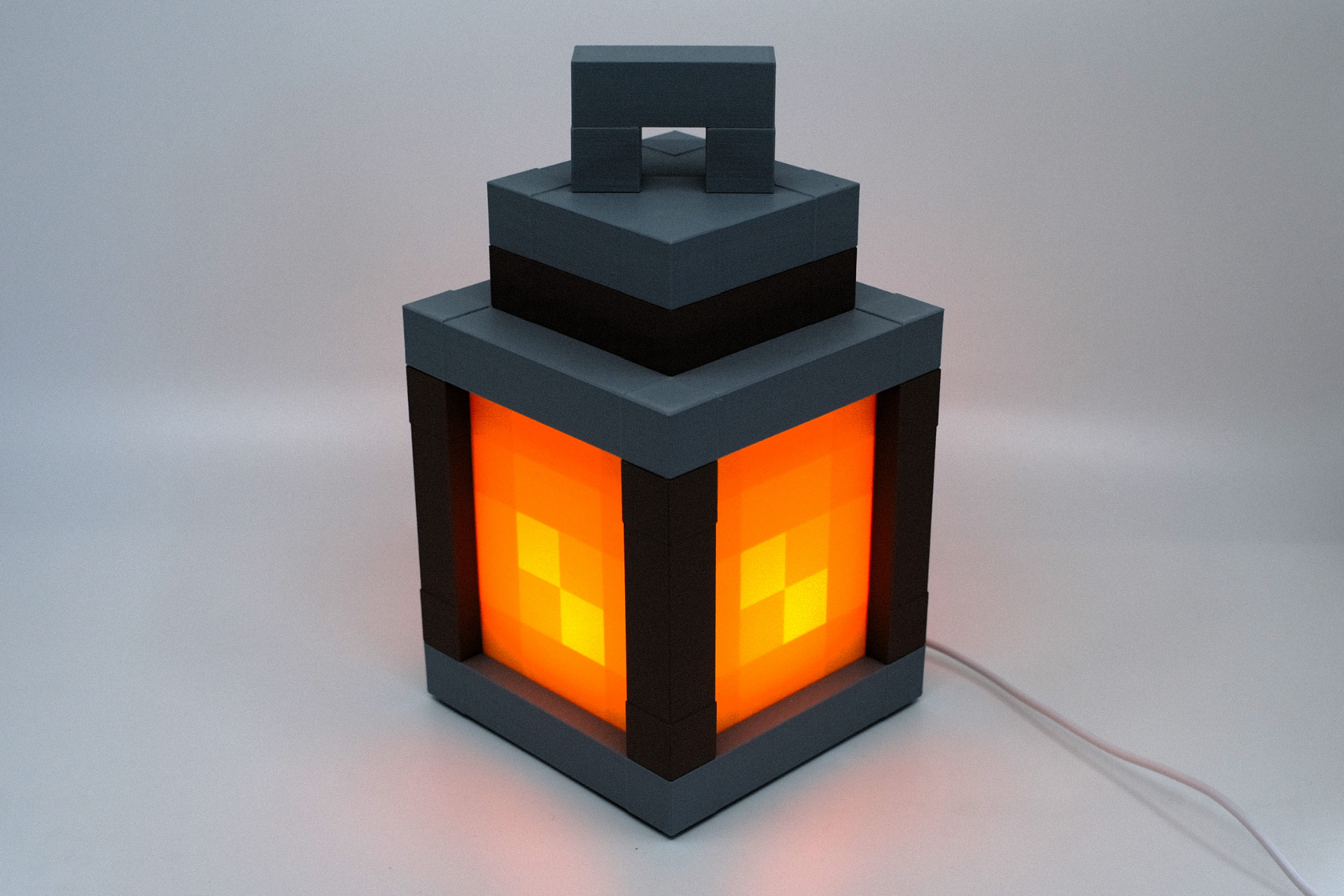 Eliso Lantern – Classic Edition 👾