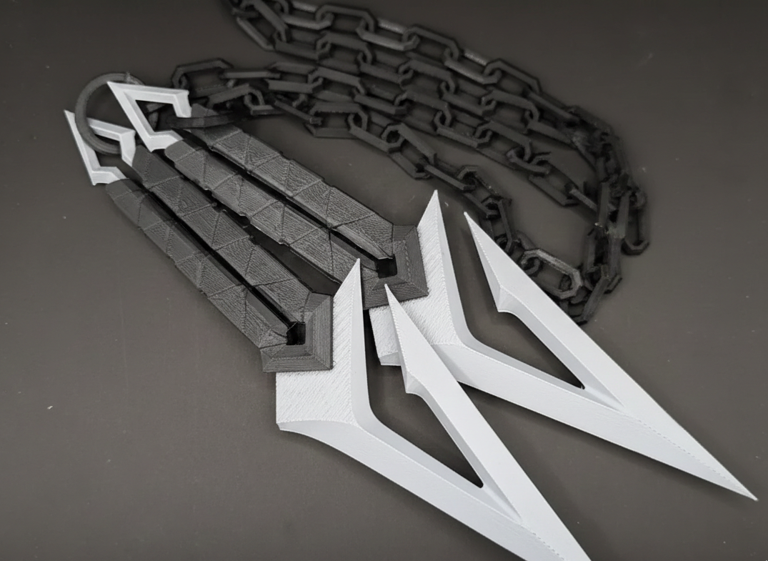 ELISO Kuronami Gaming Knife Collectible