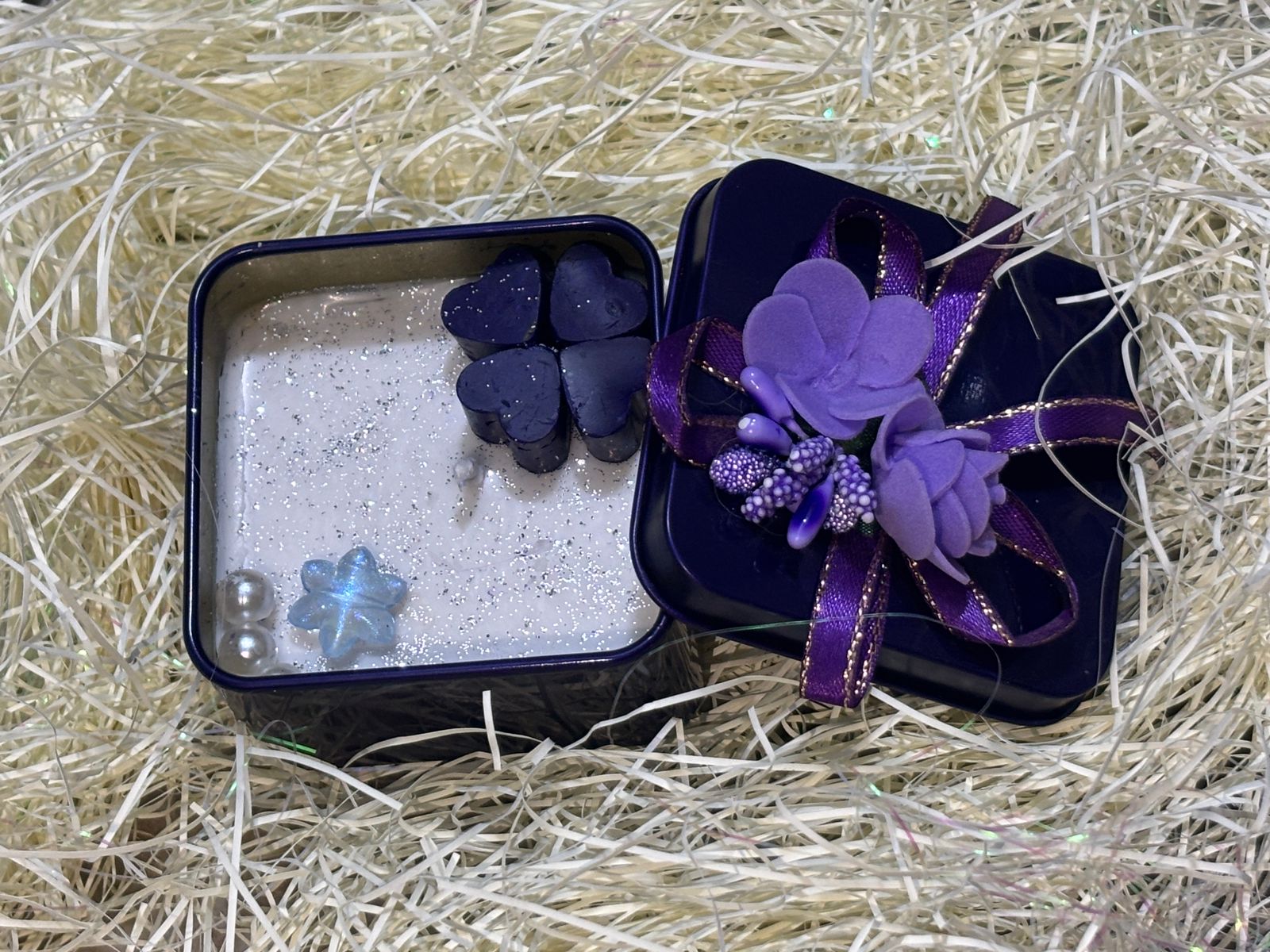 Midnight Bloom – Elegant Floral Gift Candle in Designer Tin Box