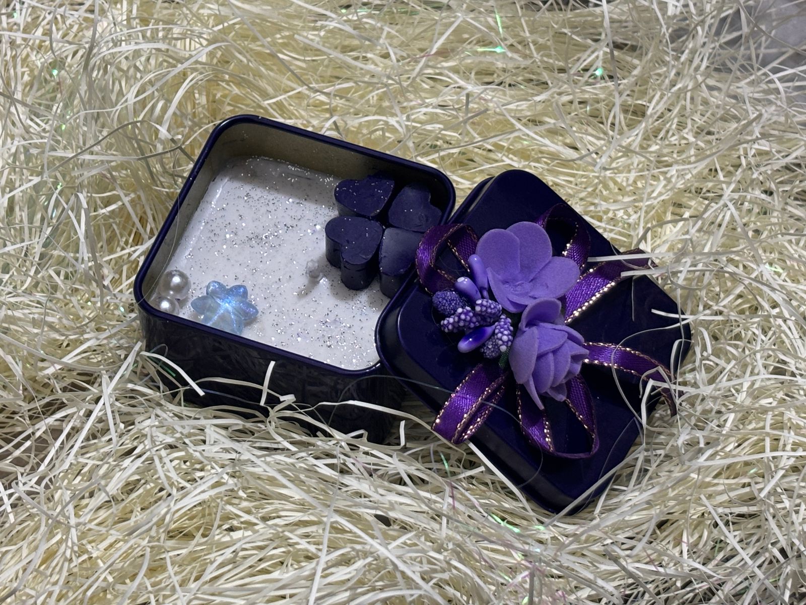 Midnight Bloom – Elegant Floral Gift Candle in Designer Tin Box
