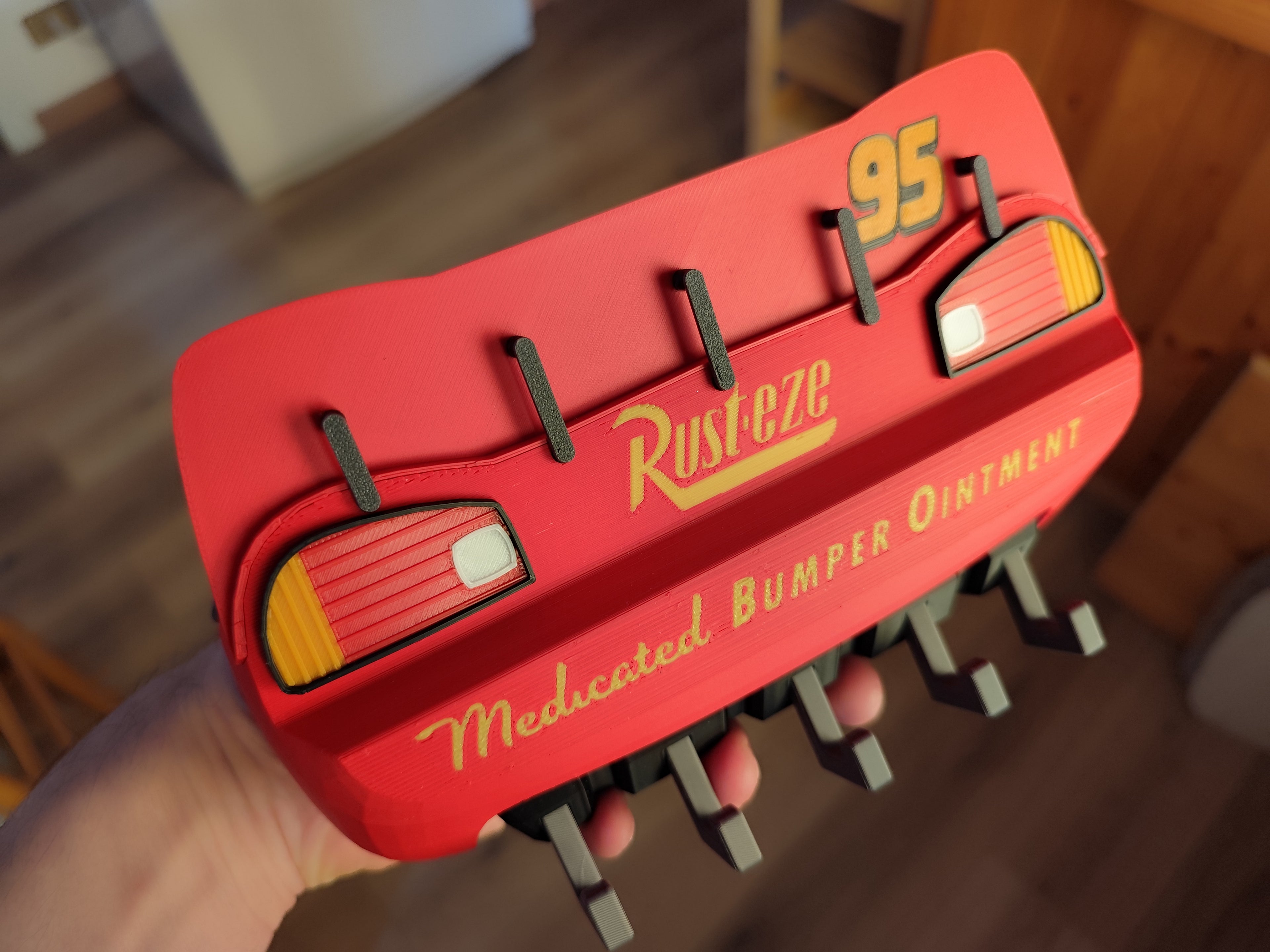 ELISO Red Racer Key Hanger