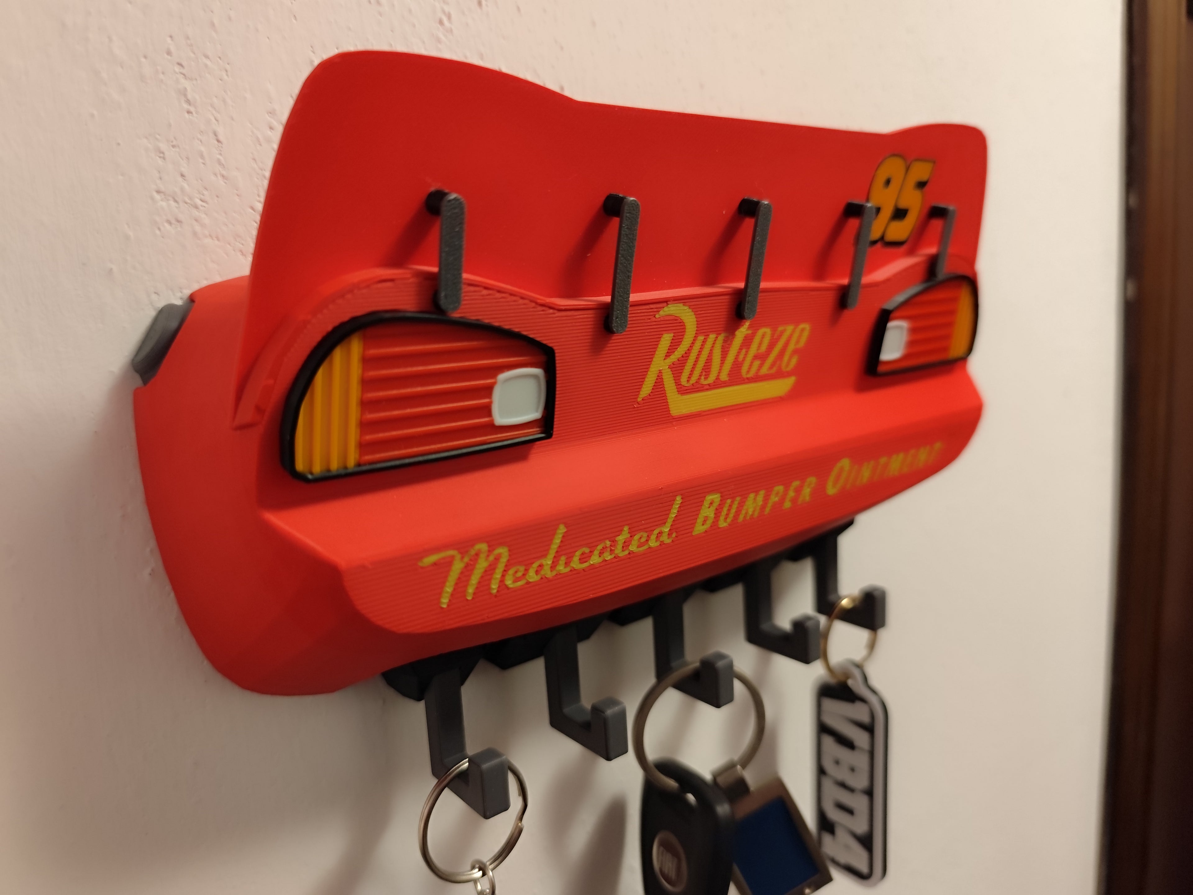ELISO Red Racer Key Hanger